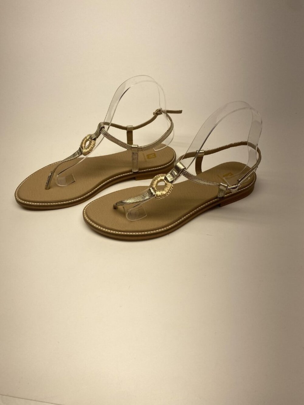 Bruno Magli Jenna Sandals Womens Size 8.5 Leather Flat Summer Shoes